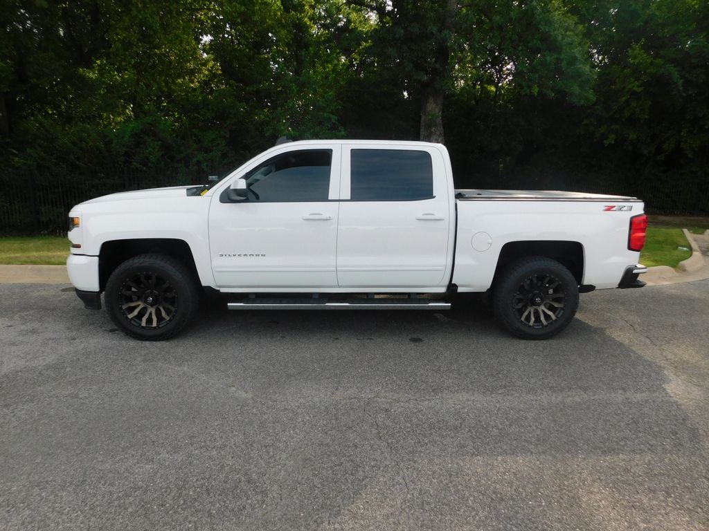 chevrolet silverado 1500 2018 3GCUKREC9JG155453 image chevrolet silverado 1500 2018 3GCUKREC9JG155453 image